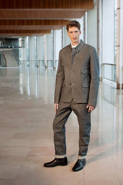 Look 11